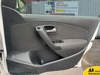 Volkswagen Polo 1.4 SEL Hatchback 5dr Petrol DSG Euro 5 (85 ps)