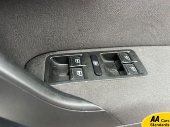 Volkswagen Polo 1.4 SEL Hatchback 5dr Petrol DSG Euro 5 (85 ps)