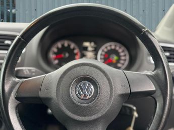 Volkswagen Polo 1.4 SEL Hatchback 5dr Petrol DSG Euro 5 (85 ps)