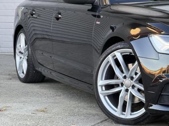 Audi A6 Saloon 2.0 TDI Black Edition Saloon 4dr Diesel S Tronic quattro Euro 6 