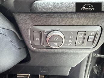 Ford Kuga 2.5h Duratec ST-Line Edition SUV 5dr Petrol Hybrid CVT Euro 6 (s