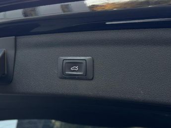 Audi Q3 2.0 TDI S line Edition SUV 5dr Diesel S Tronic quattro Euro 6 (s