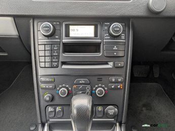 Volvo XC90 2.4 D5 R-Design Nav SUV 5dr Diesel Geartronic 4WD Euro 5 (200 ps