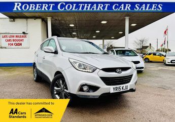 Hyundai IX35 2.0 CRDi SE SUV 5dr Diesel Auto 4WD Euro 5 (Nav) (134 bhp)
