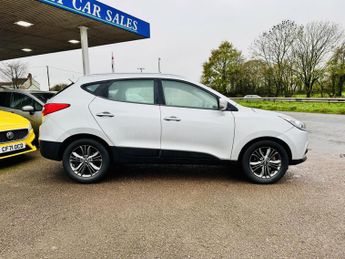Hyundai ix35 2.0 CRDi SE SUV 5dr Diesel Auto 4WD Euro 5 (Nav) (134 bhp)
