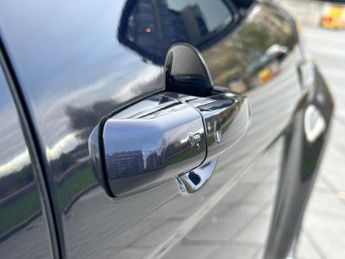 Land Rover Range Rover Evoque 2.0 TD4 HSE Dynamic Lux SUV 5dr Diesel Auto 4WD Euro 6 (s/s) (18