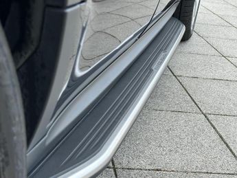 Land Rover Range Rover Evoque 2.0 TD4 HSE Dynamic Lux SUV 5dr Diesel Auto 4WD Euro 6 (s/s) (18