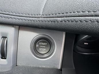 Land Rover Range Rover Evoque 2.0 TD4 HSE Dynamic Lux SUV 5dr Diesel Auto 4WD Euro 6 (s/s) (18