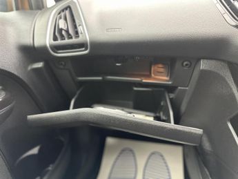 Ford B-Max 1.6 Titanium MPV 5dr Petrol Powershift Euro 5 (105 ps)