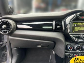 MINI Hatch 2.0 Cooper SD Hatchback 3dr Diesel Auto 6Spd Euro 6 (s/s) (170 p