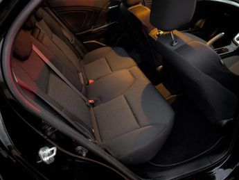 Honda Civic 1.8 i-VTEC SE Plus (Navi) Hatchback 5dr Petrol Auto Euro 6 (142 