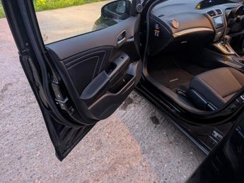 Honda Civic 1.8 i-VTEC SE Plus (Navi) Hatchback 5dr Petrol Auto Euro 6 (142 