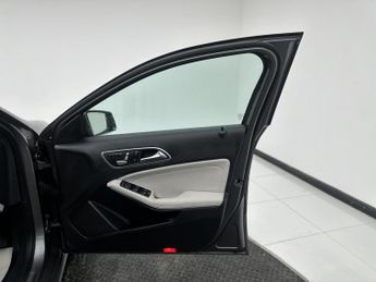 Mercedes-Benz A Class 1.5 A180d Sport (Premium Plus) Hatchback 5dr Diesel 7G-DCT Euro 