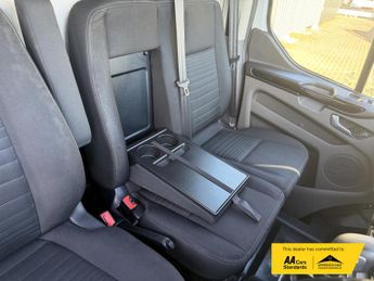 Ford Transit Custom 2.0 300 EcoBlue Limited Panel Van 5dr Diesel Auto L2 H1 Euro 6 (