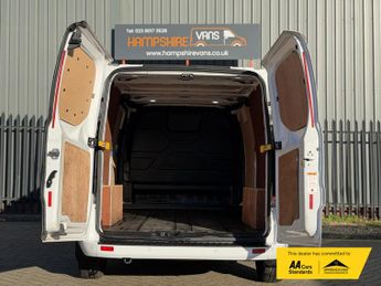 Ford Transit Custom 2.0 300 EcoBlue Limited Panel Van 5dr Diesel Auto L2 H1 Euro 6 (