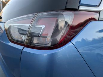 Vauxhall Crossland X 1.2 Elite SUV 5dr Petrol Manual Euro 6 (83 ps)