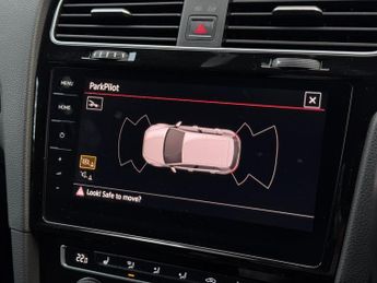 Volkswagen Golf 2.0 TSI R Hatchback 5dr Petrol DSG 4Motion Euro 6 (s/s) (310 ps)