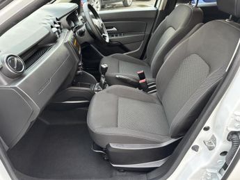 Dacia Duster 1.0 TCe Comfort SUV 5dr Petrol Manual Euro 6 (s/s) (100 ps)