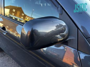 Toyota RAV4 2.0 XT-R SUV 5dr Petrol Automatic 4WD (212 g/km, 150 bhp)