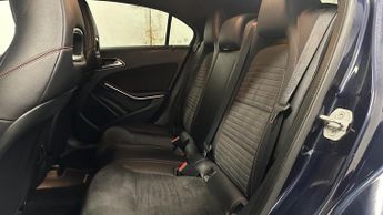 Mercedes-Benz A Class 2.1 A200d AMG Line Hatchback 5dr Diesel 7G-DCT Euro 6 (s/s) (136