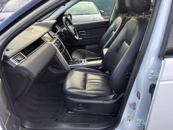 Land Rover Discovery Sport 2.0 TD4 HSE Black SUV 5dr Diesel Auto 4WD Euro 6 (s/s) (180 ps)