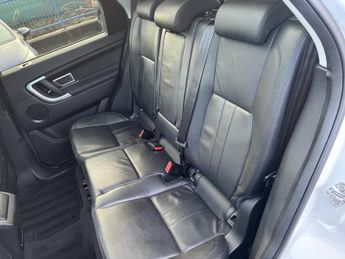 Land Rover Discovery Sport 2.0 TD4 HSE Black SUV 5dr Diesel Auto 4WD Euro 6 (s/s) (180 ps)