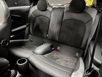 MINI Hatch 2.0 Cooper S Sport Hatchback 3dr Petrol Steptronic Euro 6 (s/s) 