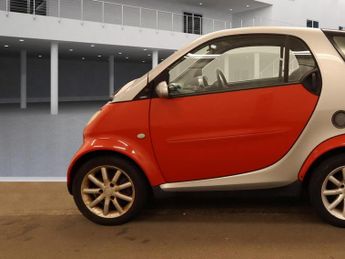 Smart ForTwo 0.7 City Passion Hatchback 3dr Petrol Automatic (113 g/km, 61 bh