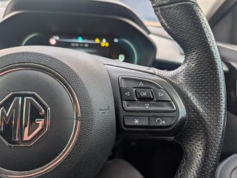 MG MG5 61.1kWh Trophy Long Range Estate 5dr Electric Auto (156 ps)