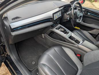 MG MG5 61.1kWh Trophy Long Range Estate 5dr Electric Auto (156 ps)