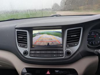 Hyundai TUCSON 2.0 CRDi Premium SUV 5dr Diesel Auto 4WD Euro 6 (185 ps)