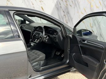 Volkswagen Golf 2.0 TDI GTD Hatchback 5dr Diesel DSG Euro 6 (s/s) (184 ps)