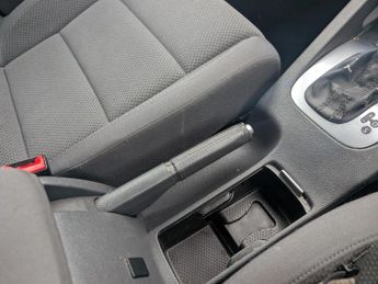 Volkswagen Golf 1.9 TDI Match Hatchback 5dr Diesel DSG (153 g/km, 103 bhp)