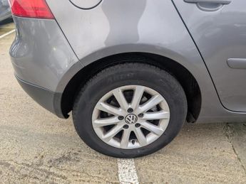 Volkswagen Golf 1.9 TDI Match Hatchback 5dr Diesel DSG (153 g/km, 103 bhp)