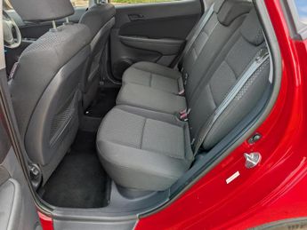 Hyundai i30 1.6 Comfort Hatchback 5dr Petrol Manual Euro 5 (124 bhp)