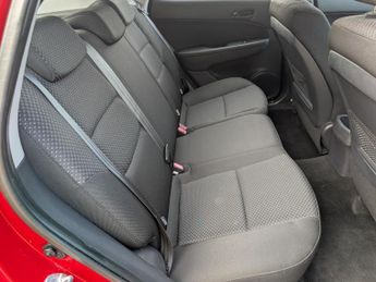 Hyundai i30 1.6 Comfort Hatchback 5dr Petrol Manual Euro 5 (124 bhp)