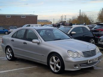 Mercedes C Class 1.8 C180 Kompressor Classic SE Saloon 4dr Petrol Automatic (193 