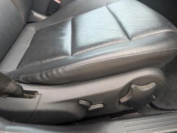 Mercedes-Benz C Class 1.8 C180 Kompressor Classic SE Saloon 4dr Petrol Automatic (193 