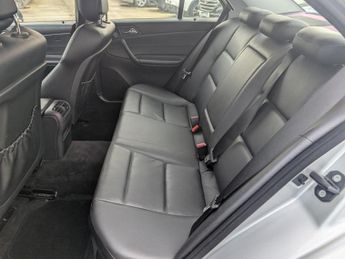 Mercedes-Benz C Class 1.8 C180 Kompressor Classic SE Saloon 4dr Petrol Automatic (193 