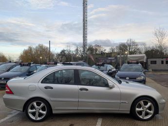 Mercedes-Benz C Class 1.8 C180 Kompressor Classic SE Saloon 4dr Petrol Automatic (193 