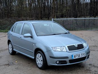 Skoda Fabia 1.2 HTP 12V Ambiente Hatchback 5dr Petrol Manual (140 g/km, 64 b