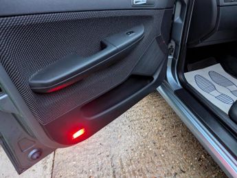 Skoda Fabia 1.2 HTP 12V Ambiente Hatchback 5dr Petrol Manual (140 g/km, 64 b