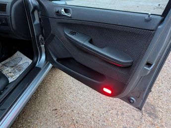 Skoda Fabia 1.2 HTP 12V Ambiente Hatchback 5dr Petrol Manual (140 g/km, 64 b