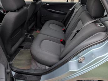 Skoda Fabia 1.2 HTP 12V Ambiente Hatchback 5dr Petrol Manual (140 g/km, 64 b