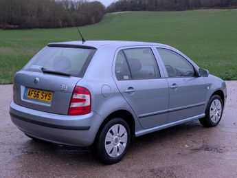 Skoda Fabia 1.2 HTP 12V Ambiente Hatchback 5dr Petrol Manual (140 g/km, 64 b