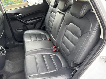 MG GS 1.5 TGI Exclusive SUV 5dr Petrol Manual Euro 6 (s/s) (160 ps)