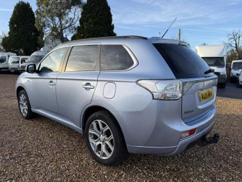 Mitsubishi Outlander 2.0h 12kWh GX4h SUV 5dr Petrol Plug-in Hybrid CVT 4WD Euro 5 (s/
