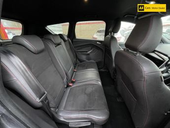 Ford Kuga 1.5 TDCi ST-Line SUV 5dr Diesel Powershift Euro 6 (s/s) (120 ps)