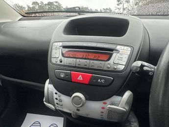 Toyota AYGO 1.0 VVT-i Fire Hatchback 5dr Petrol MultiMode Euro 5 (a/c) (67 p