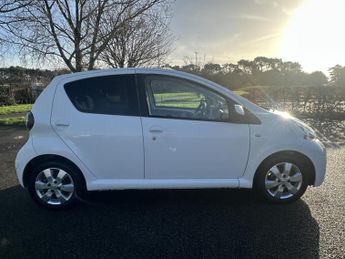 Toyota AYGO 1.0 VVT-i Fire Hatchback 5dr Petrol MultiMode Euro 5 (a/c) (67 p